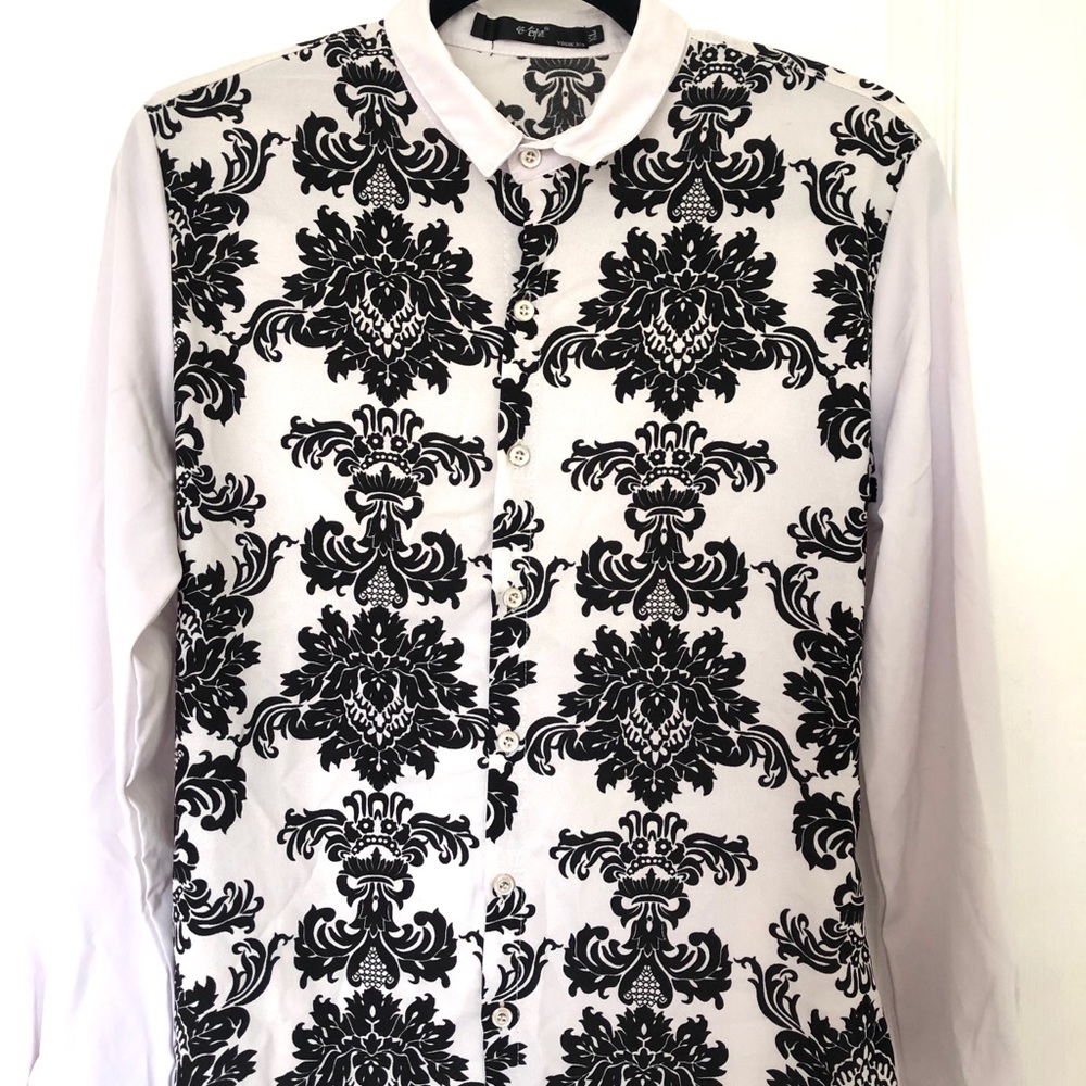 White long sleeve blouse